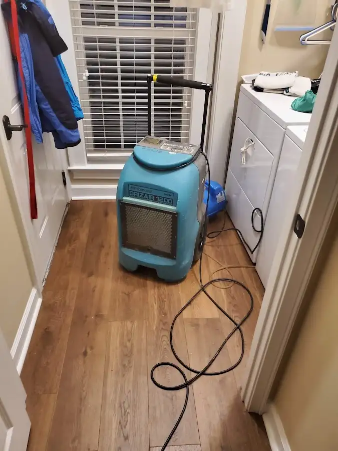 Commercial dehumidifier deployed for Crawl Space Restoration in Golden Valley